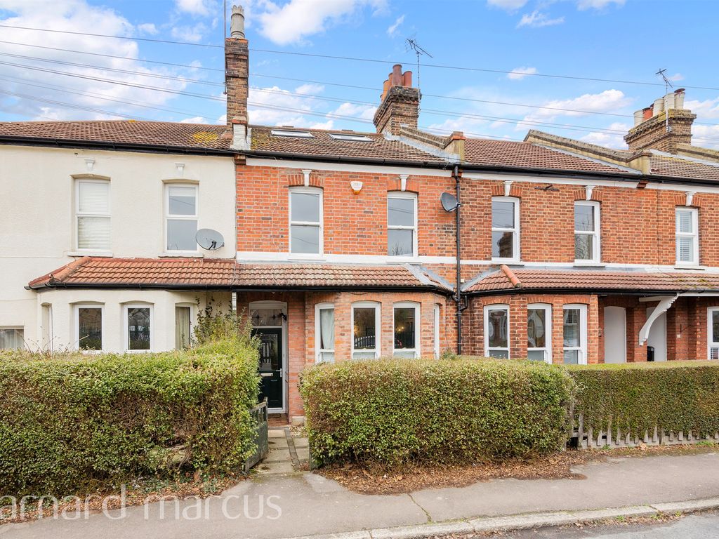4 bed terraced house for sale in Clinton Terrace, Manor Lane, Sutton
