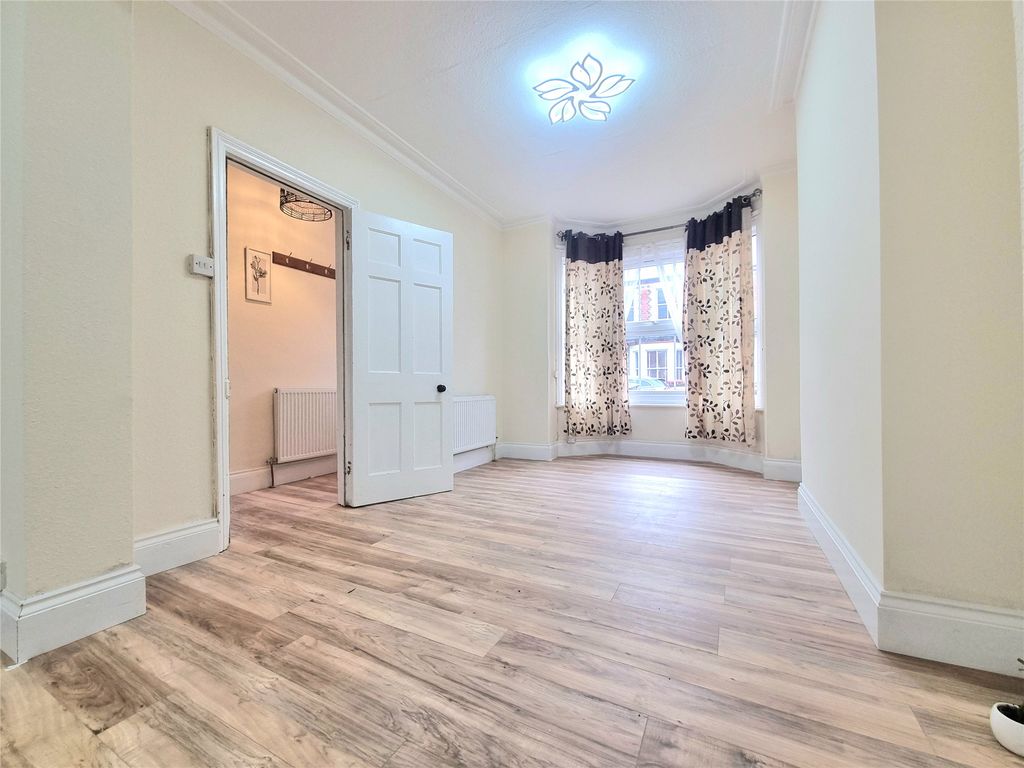 3 bed terraced house to rent in Audley Street, Reading, Berkshire RG30