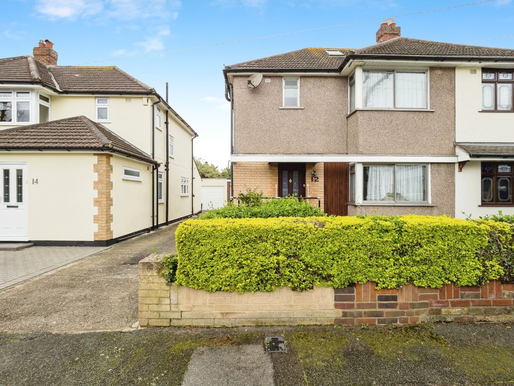 3 bed semidetached house for sale in Arbour Way, Hornchurch RM12, £