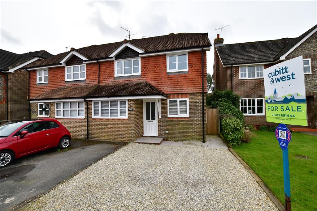 4 bed semidetached house for sale in High Bar Lane, Thakeham, West