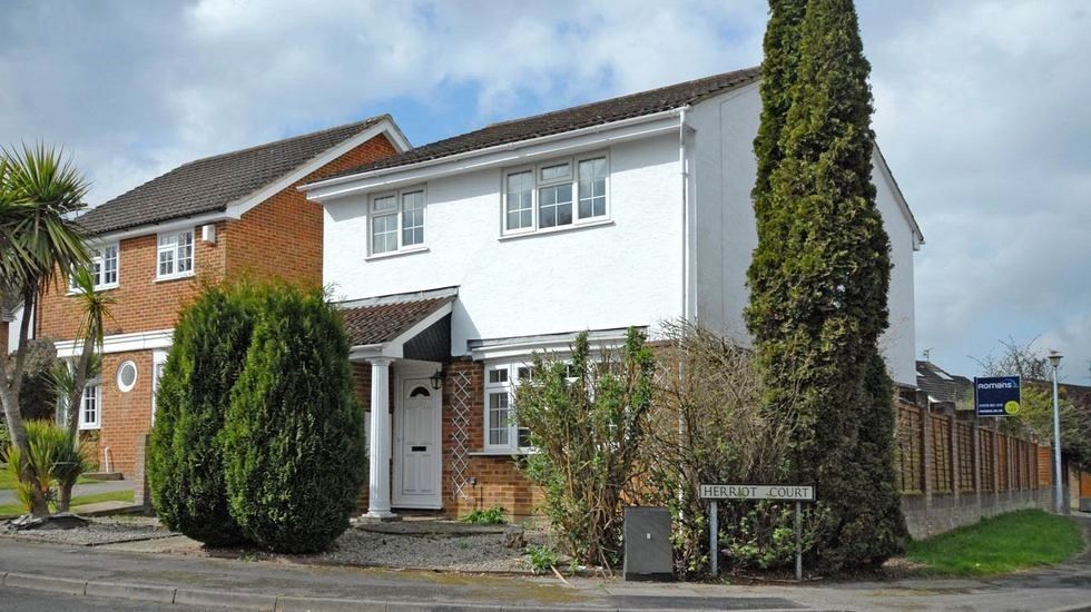 4 bed detached house to rent in Herriot Court, Yateley GU46 Zoopla