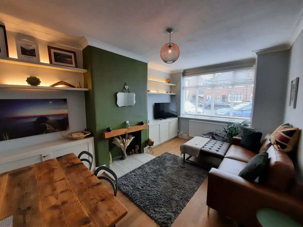 3 bed semidetached house for sale in Aber Avenue, Stockport SK2 Zoopla