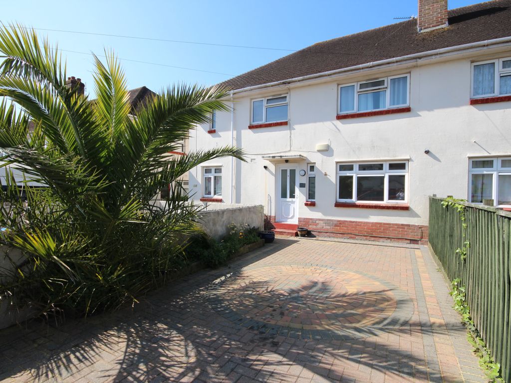 2 bed flat for sale in Trinidad Crescent, Parkstone, Poole BH12 Zoopla