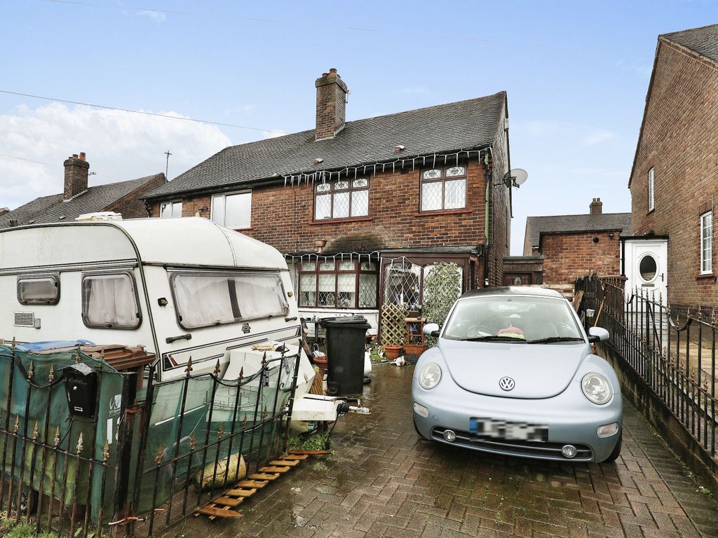 3 bed semidetached house for sale in Broomfield Place, Wigan WN6 Zoopla