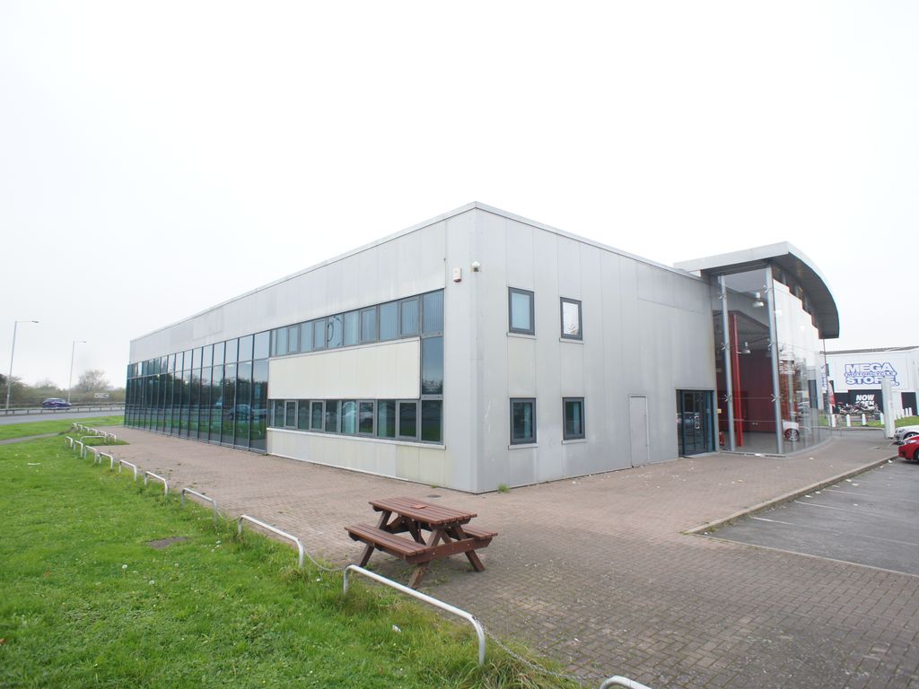 Industrial to let in Units 22A&B Cirencester Way, Elgin Industrial
