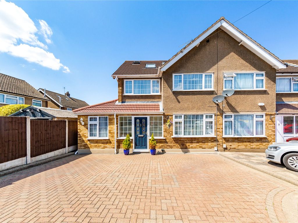 4 bed semidetached house for sale in Surrey Drive, Hornchurch RM11