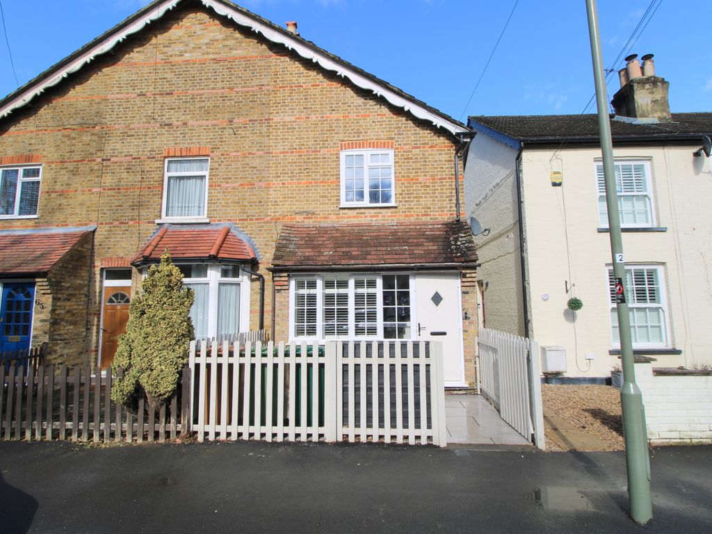 3 bed end terrace house for sale in Ferndale Road, Ashford TW15 Zoopla