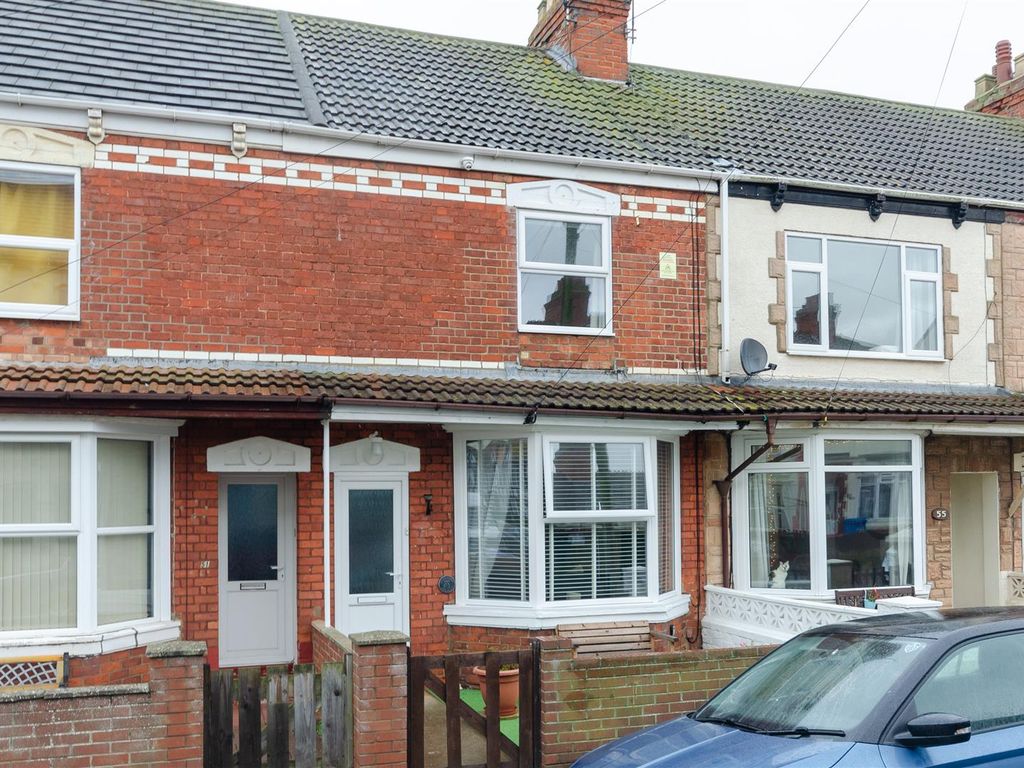 2 bed terraced house for sale in Princes Avenue, Withernsea HU19, £