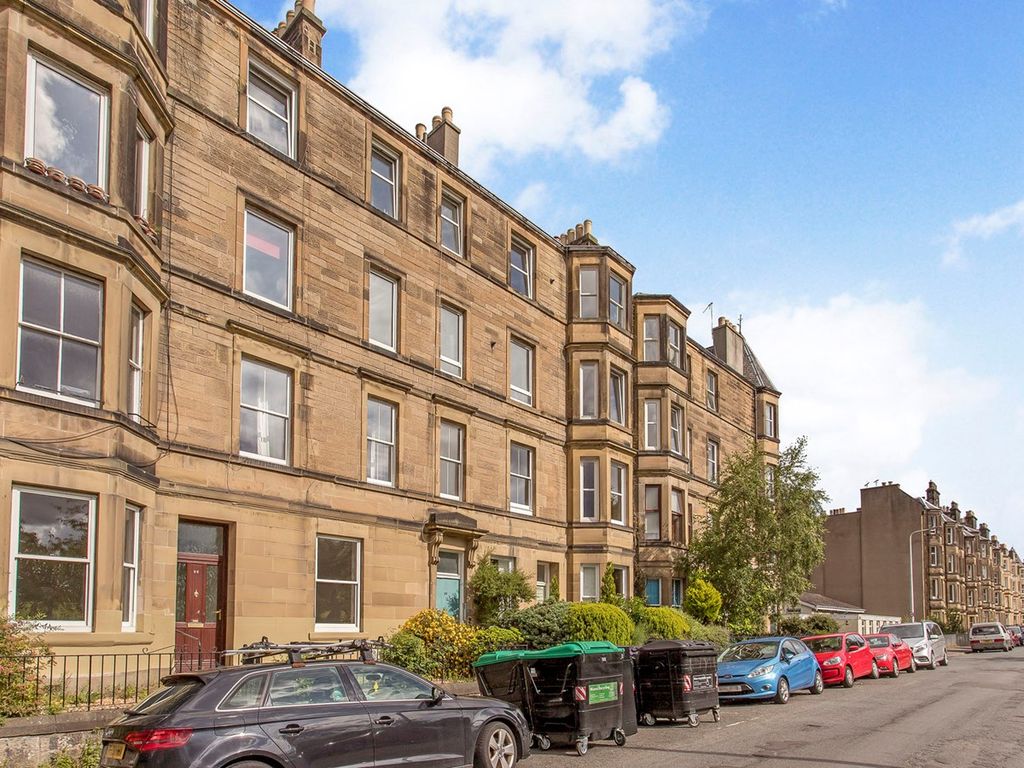 2 bed flat for sale in Harrison Gardens, Edinburgh EH11, £229,995 Zoopla