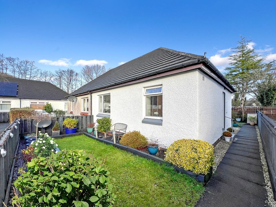 1 bed semidetached bungalow for sale in Lynn Gardens, Oban, Argyll