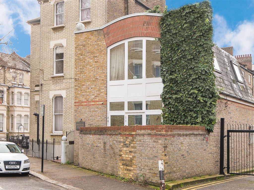 2 bed end terrace house for sale in Rockley Road, London W14 Zoopla