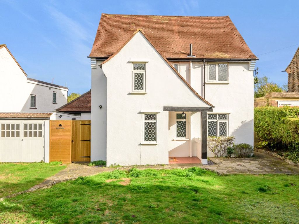 3 bed detached house for sale in Hartley Old Road, Purley CR8 Zoopla