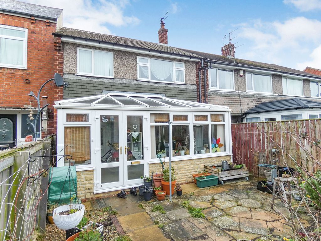 3 bed terraced house for sale in Albion Terrace, Lynemouth, Morpeth