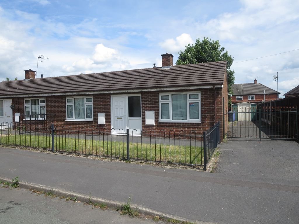1 bed semidetached bungalow for sale in Stuart Road, Hanley, StokeOn