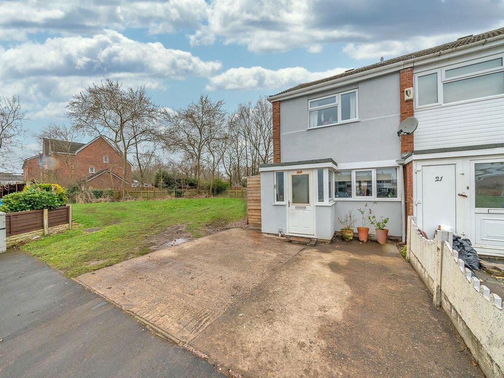 2 bed end terrace house for sale in Norfolk Grove, Great Wyrley