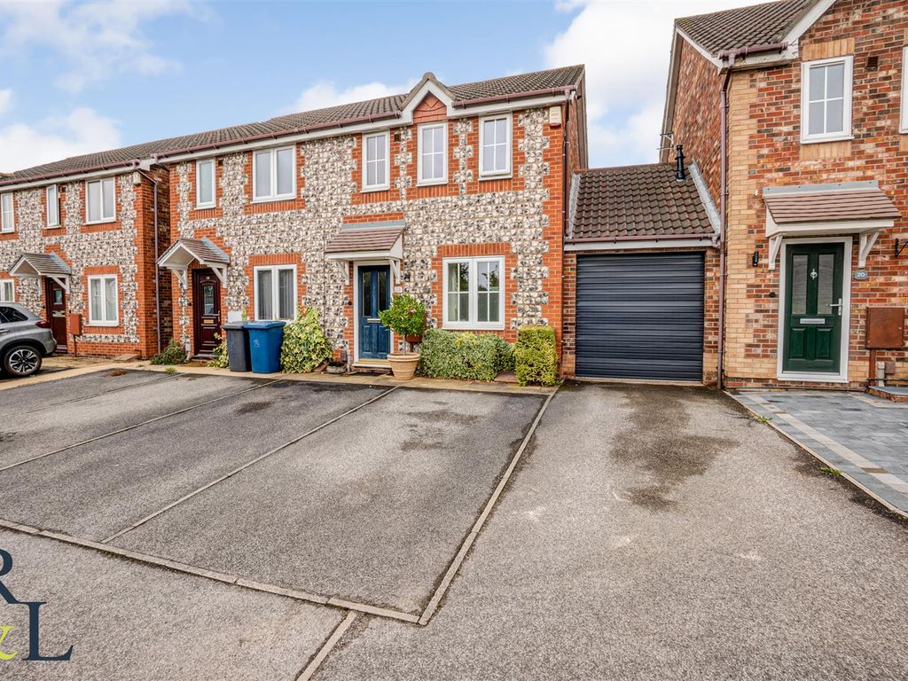 2 bed semidetached house for sale in Ullswater Close, Gamston