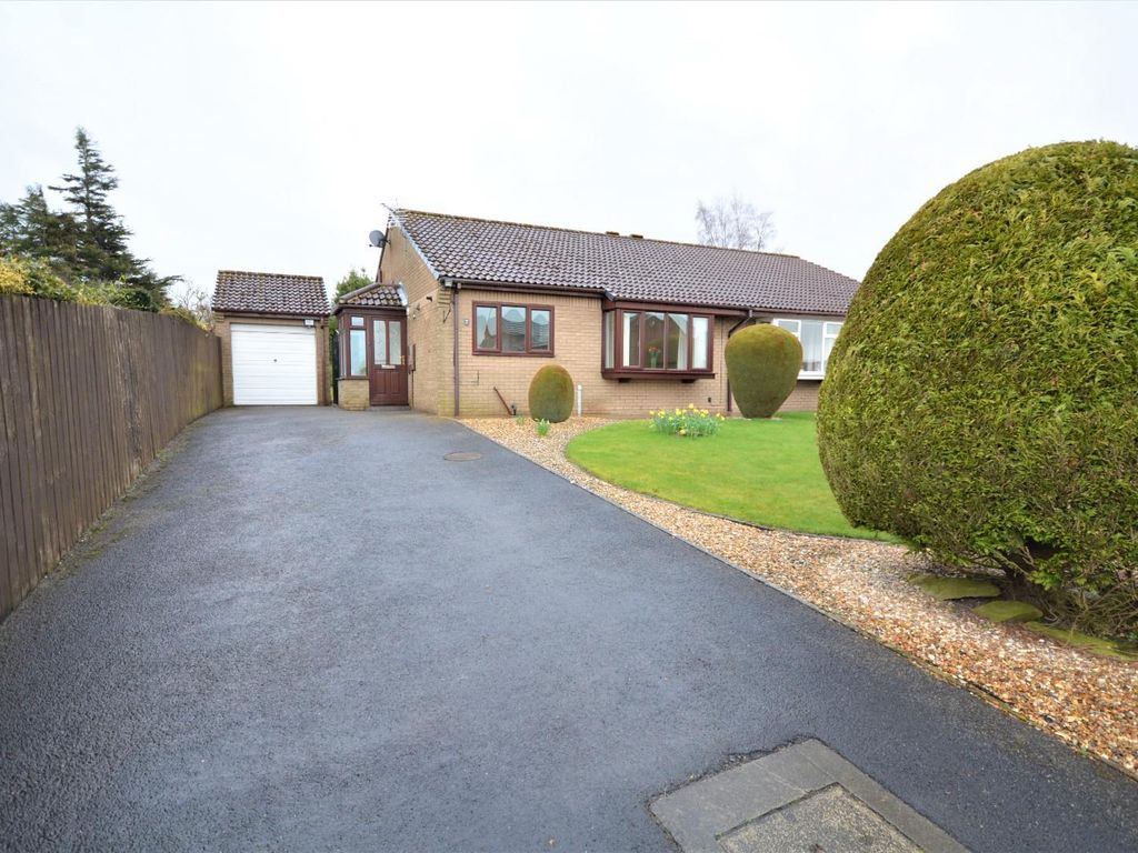 2 bed semidetached bungalow for sale in Willow Court, Toft Hill