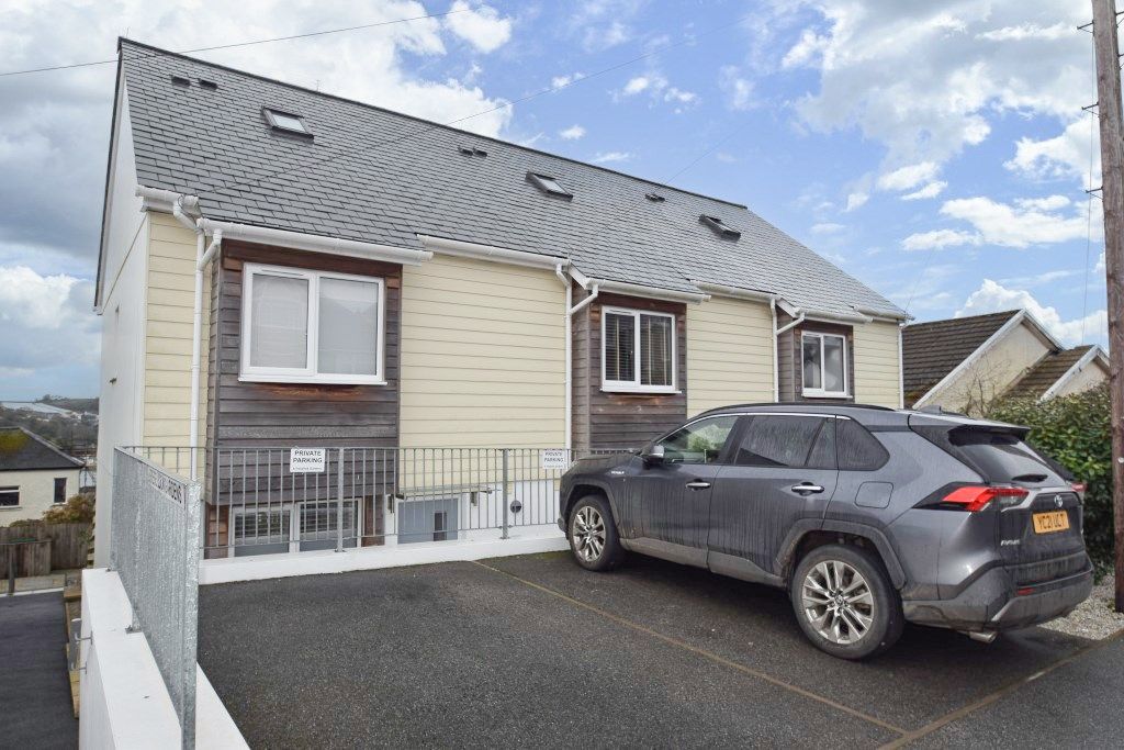 3 bed end terrace house for sale in Meadowbank Road, Falmouth TR11 Zoopla