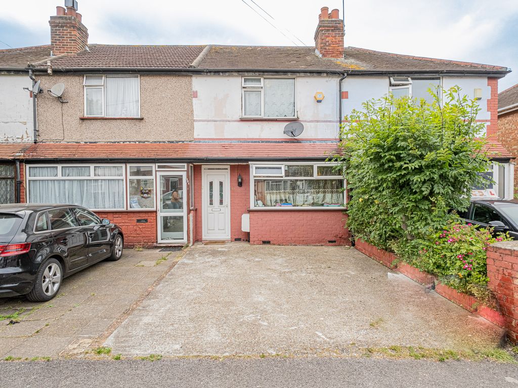 2 bed terraced house for sale in Lansbury Drive, Hayes UB4 Zoopla
