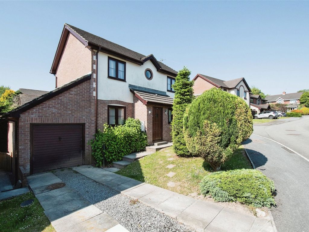 3 bed detached house for sale in Nant Arw, Capel Hendre, Ammanford, Carmarthenshire SA18, £