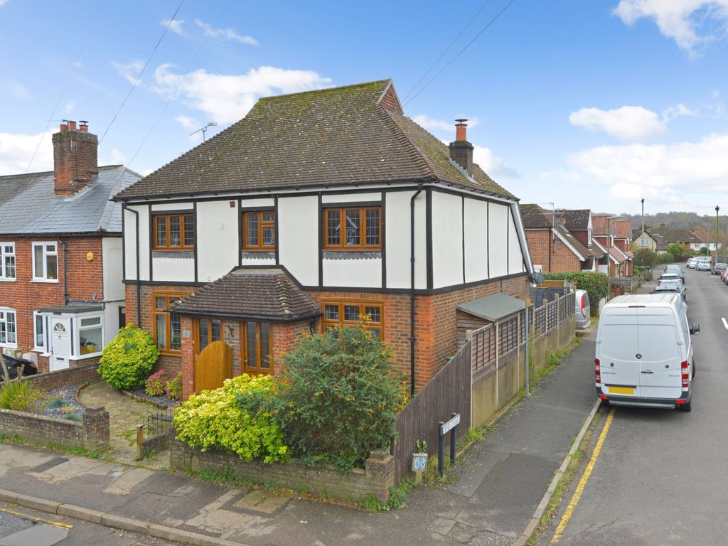 2 bed semidetached house for sale in Godalming, Surrey GU7, £425,000