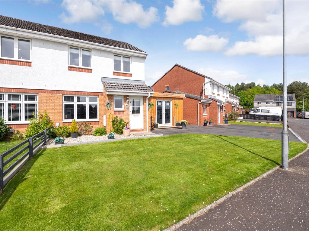 3 bed semidetached house for sale in Tobermory Drive, Kilmarnock, East
