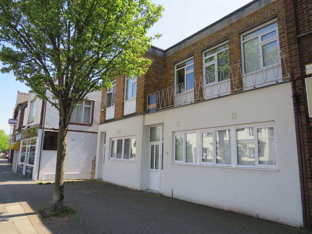 1 bed flat to rent in Havant Road, Drayton, Portsmouth PO6, £875 pcm