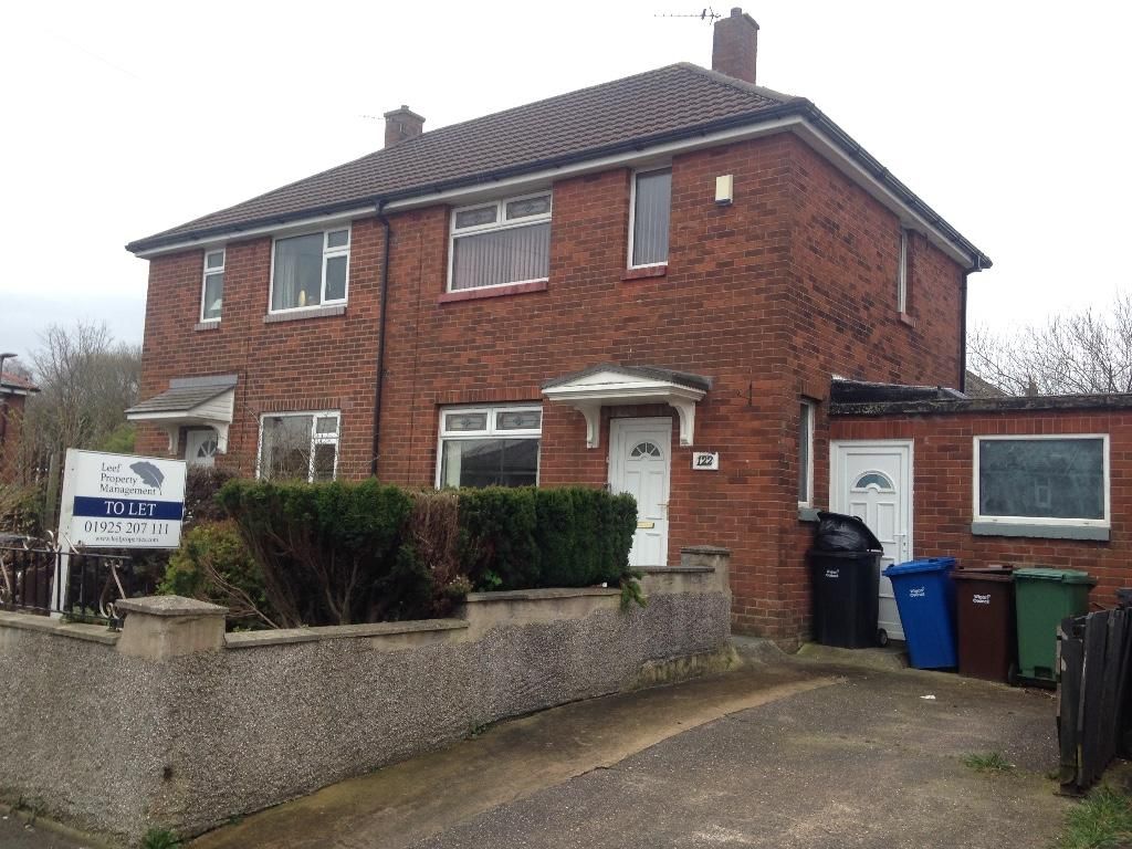 2 bed semidetached house to rent in Poplar Avenue, Wigan WN5, £650 pcm