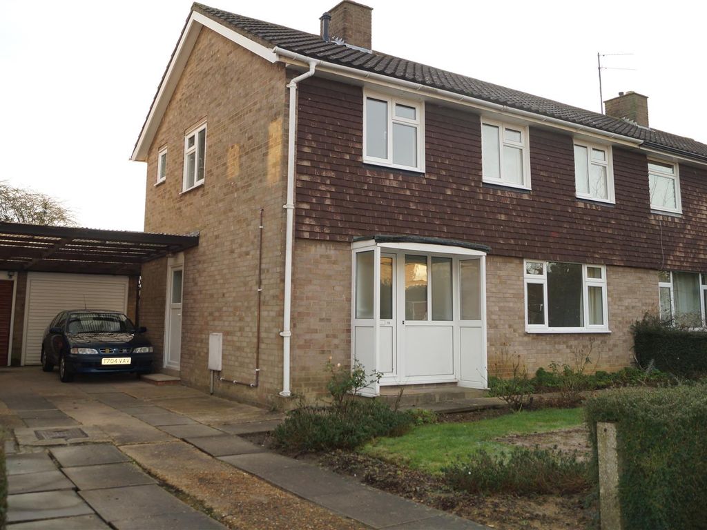 3 bed semidetached house to rent in Harding Way, Cambridge CB4, £1,500