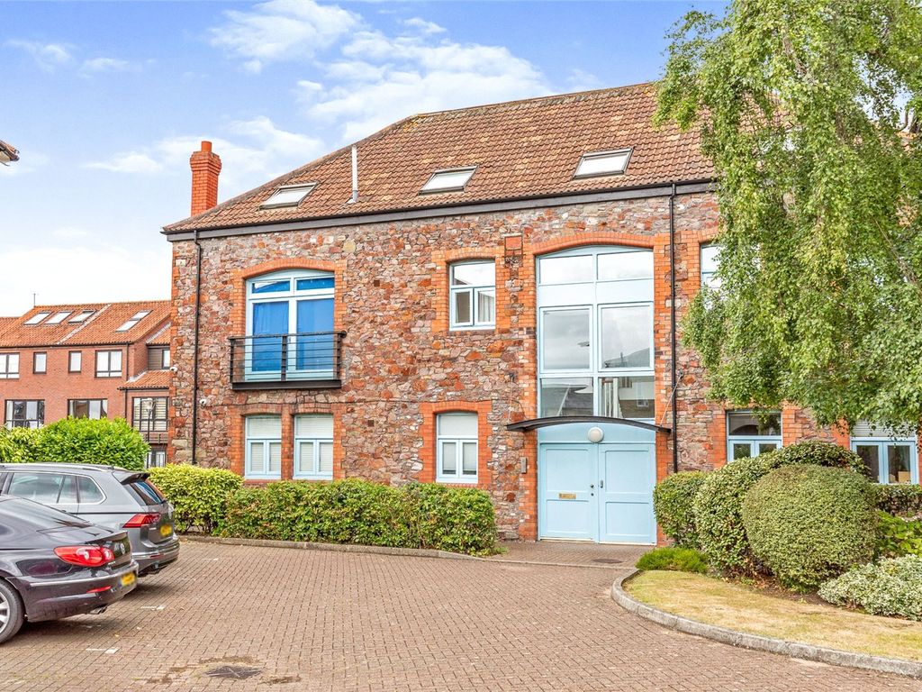 3 bed flat for sale in Osborne Wallis House, Pooles Wharf Court