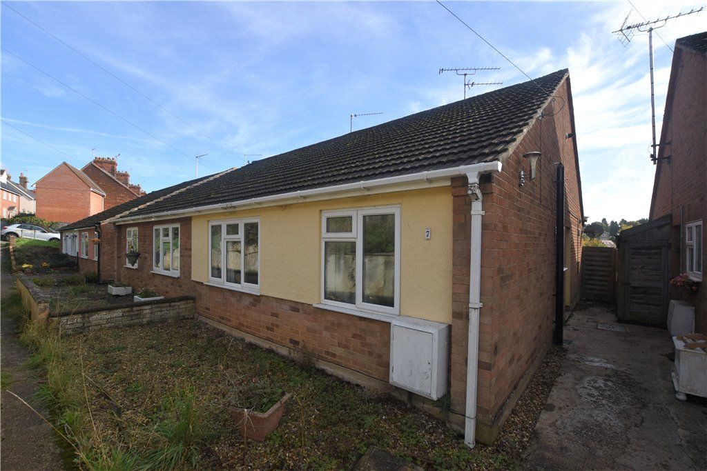 Woodfield Close, Stansted, Essex CM24  