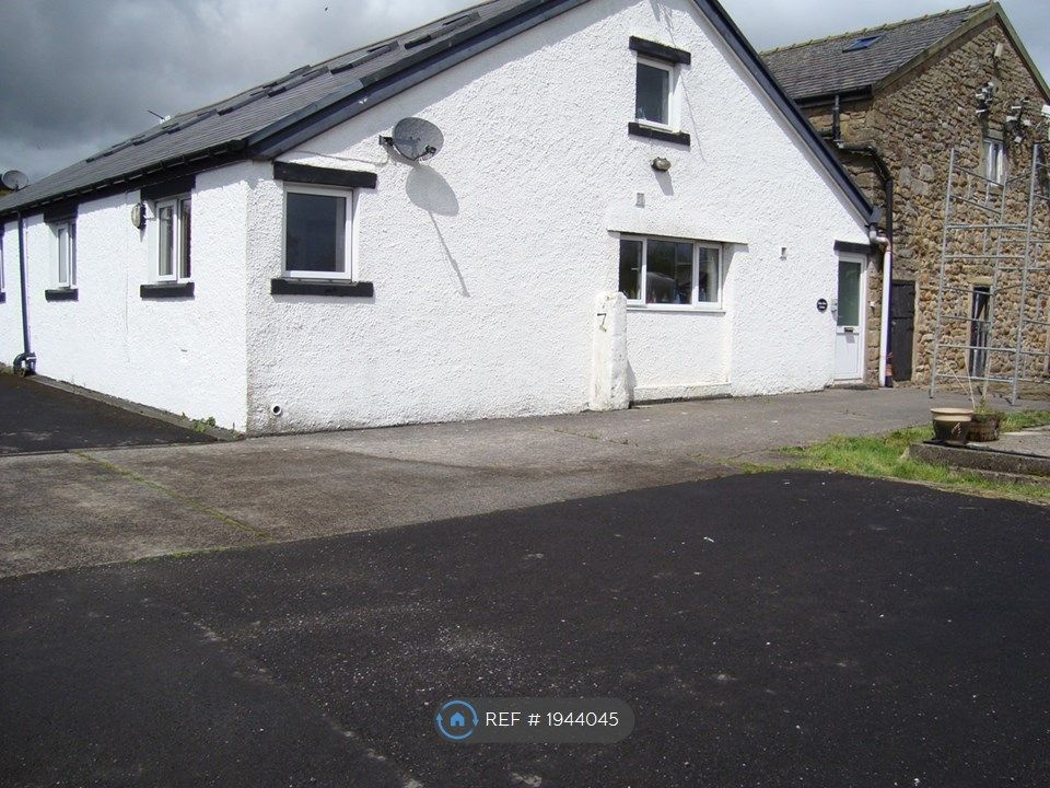 2 bed semidetached house to rent in Eaves Hall Lane, Clitheroe BB7, £