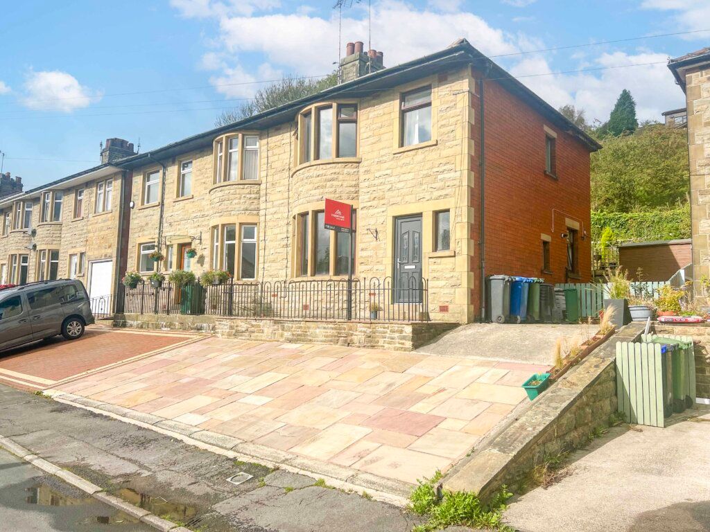 3 bed semidetached house for sale in Rockcliffe Avenue, Bacup