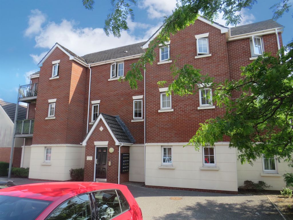 2 bed flat to rent in Watkins Square, Llanishen, Cardiff CF14 Zoopla