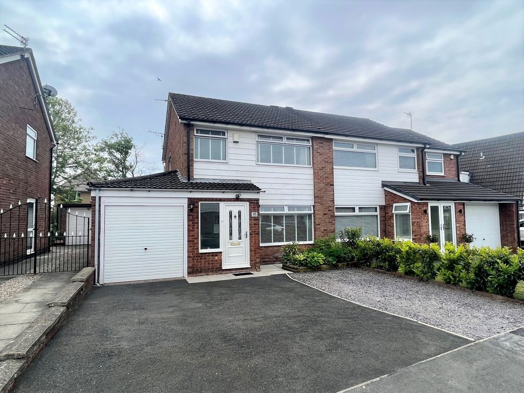 3 bed semidetached house for sale in South Meade, Maghull, Liverpool