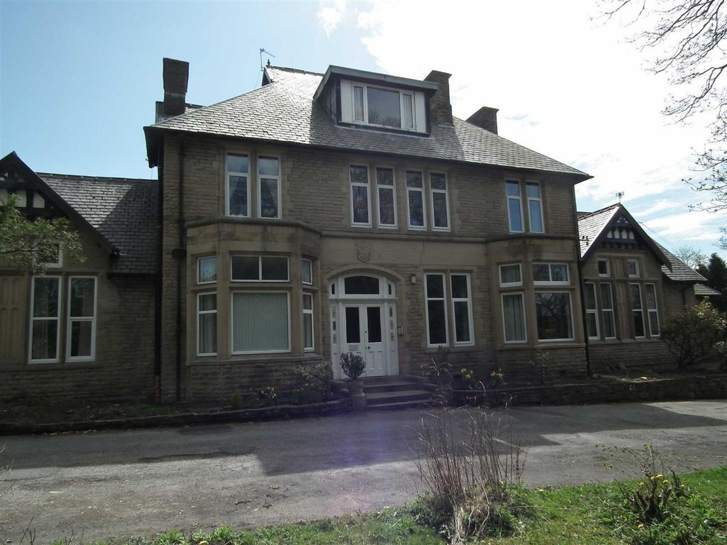 Studio to rent in Barrowford Road, Colne BB8 Zoopla