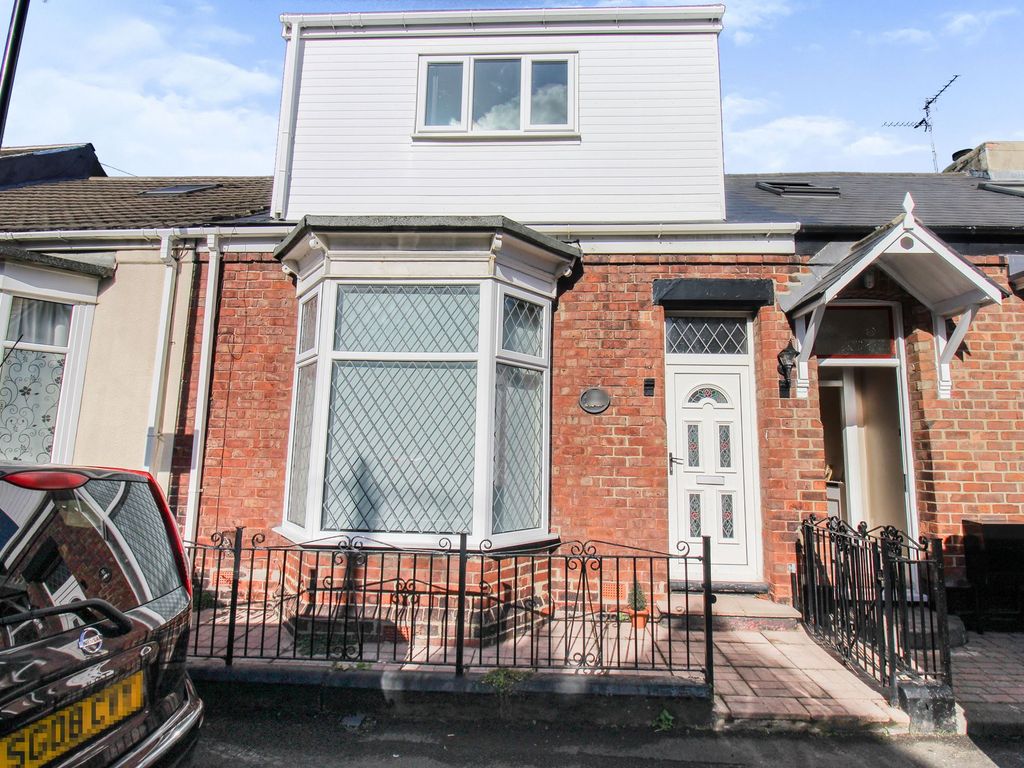 2 bed cottage to rent in Henderson Road, Sunderland SR4 Zoopla