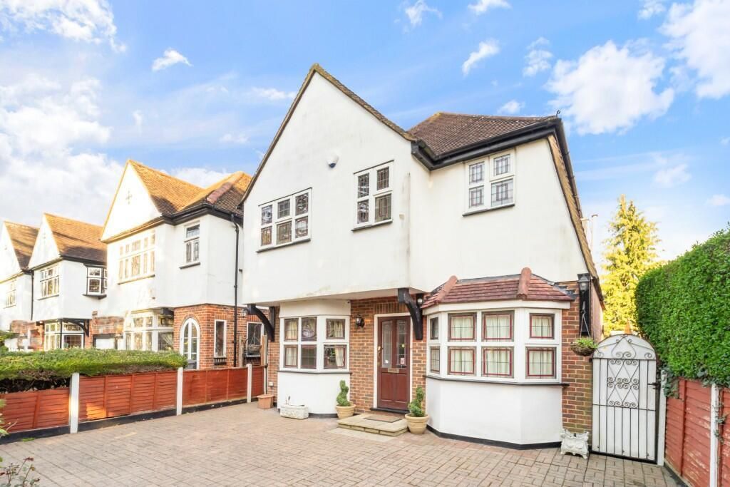 4 bed detached house for sale in St. Lawrence Drive, Eastcote, Pinner