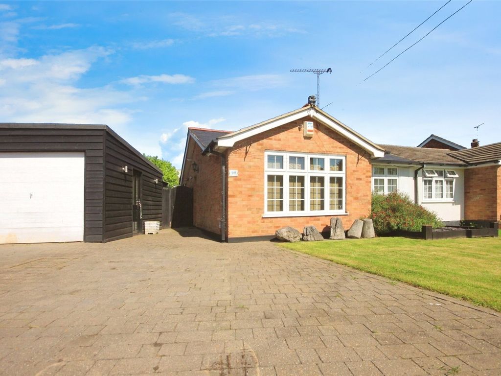 2 bed bungalow for sale in Beauchamps Drive, Wickford, Essex SS11, £375,000 Zoopla