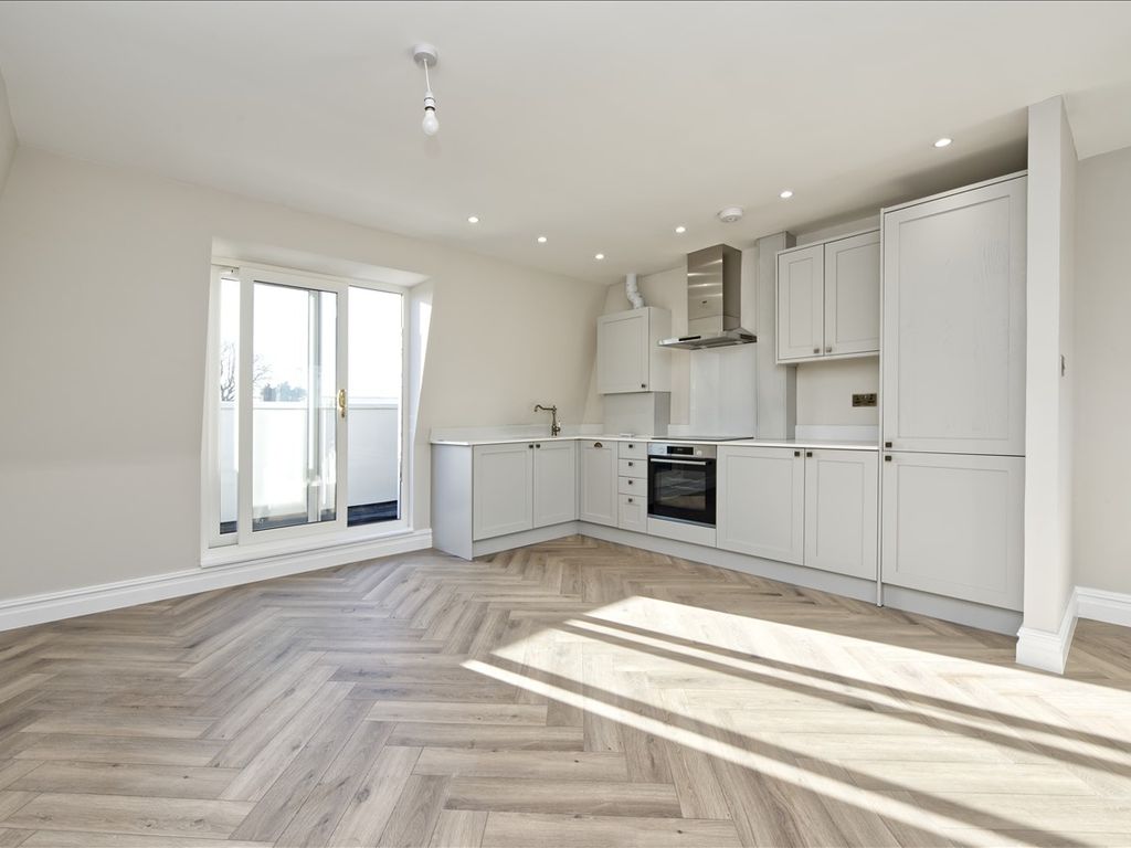 New home, 2 bed flat for sale in Ellerslie Road, London W12, £595,000