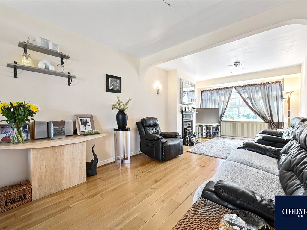 5 bed end terrace house for sale in Launceston Gardens, Perivale