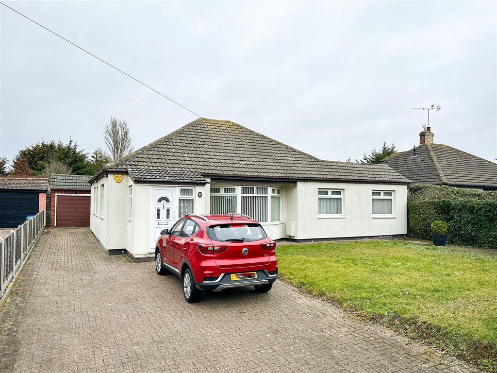 3 bed detached bungalow for sale in Coppins Road, ClactonOnSea CO15