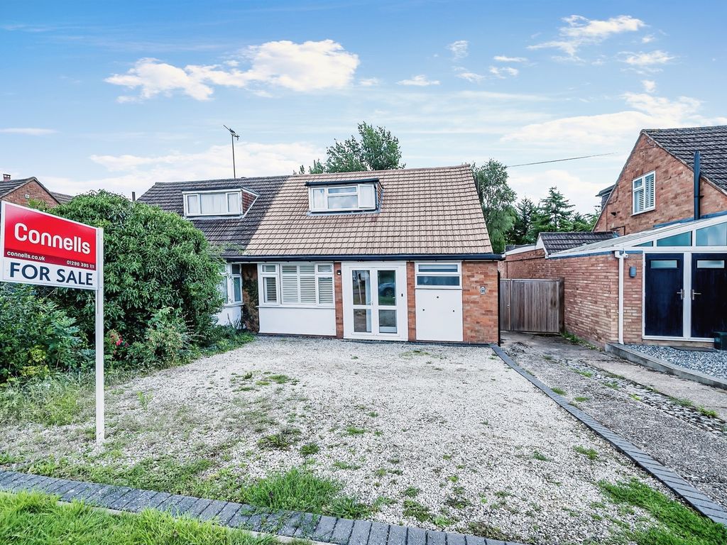 3 bed semidetached bungalow for sale in Craigwell Avenue, Aylesbury