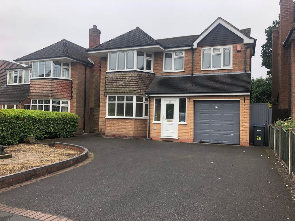 4 bed detached house to rent in Holte Drive, Sutton Coldfield B75, £