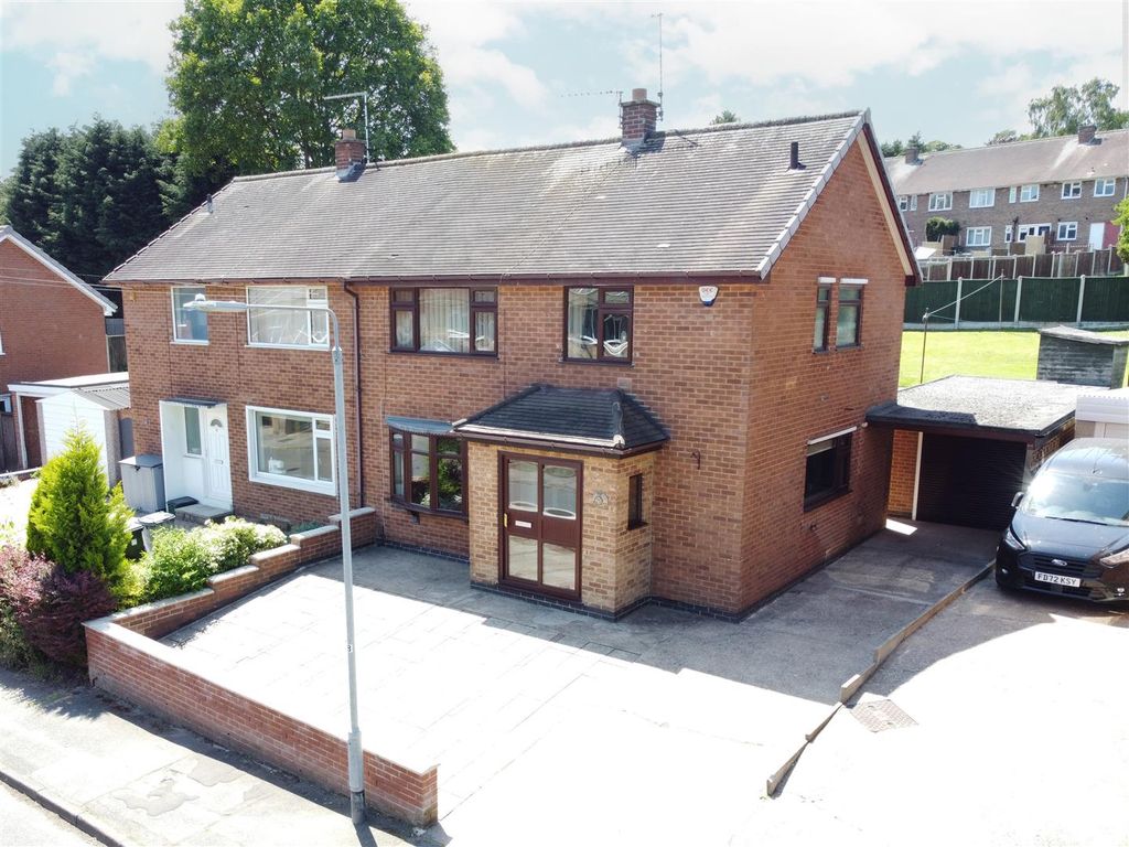 3 bed semidetached house for sale in Stanhope Road, Gedling