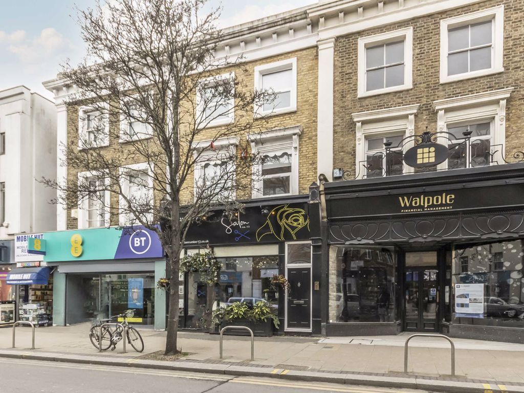 4 bed flat to rent in Victoria Road, Surbiton KT6 Zoopla