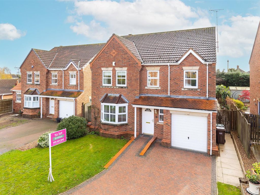 4 bed detached house to rent in Maple Close, South Milford, Leeds LS25