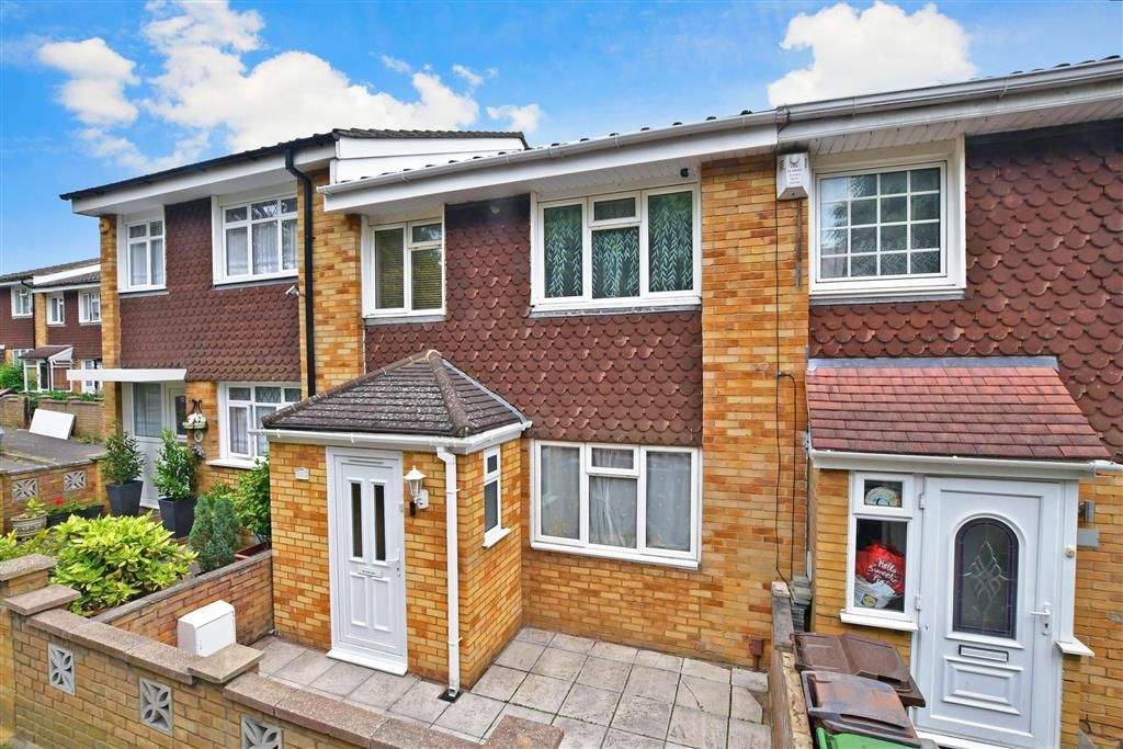 3 bed terraced house for sale in Bisham Close, Carshalton, Surrey SM5