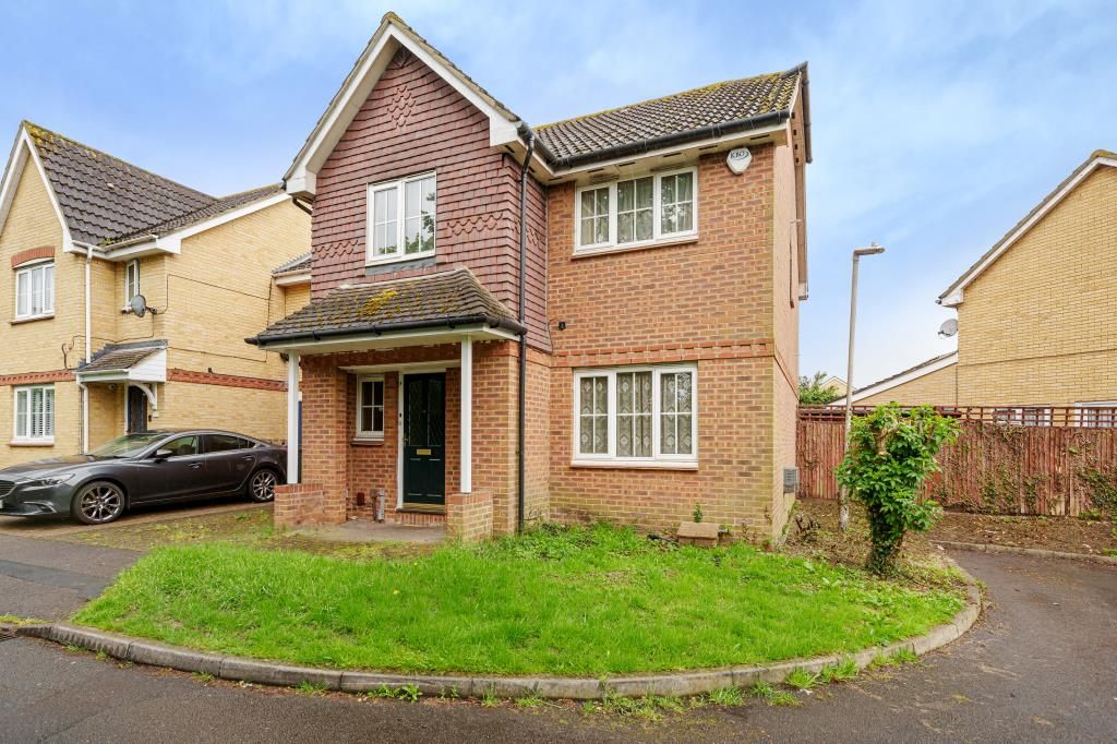 4 bed detached house for sale in Slough SL1,, £500,000 Zoopla