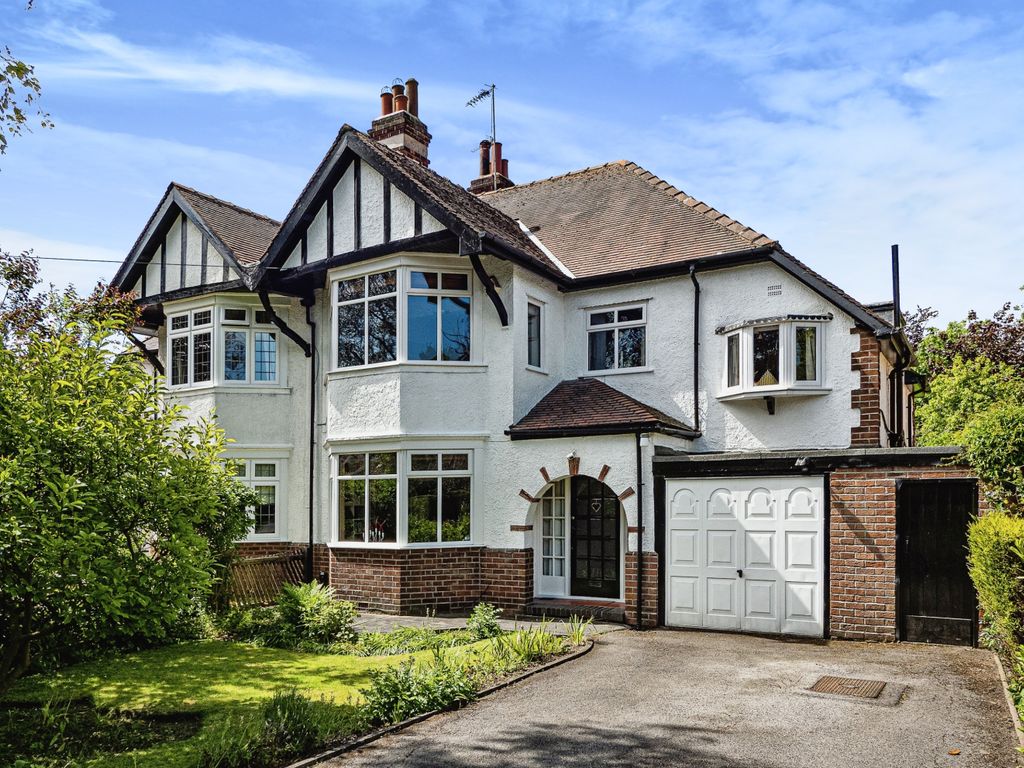 4 bed semidetached house for sale in Newland Park, Hull HU5, £425,000